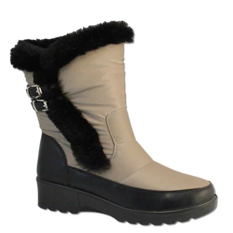 Mountain Ridge Women's Ice Grip Buckle Boots, -20°C sold by Giant Tiger