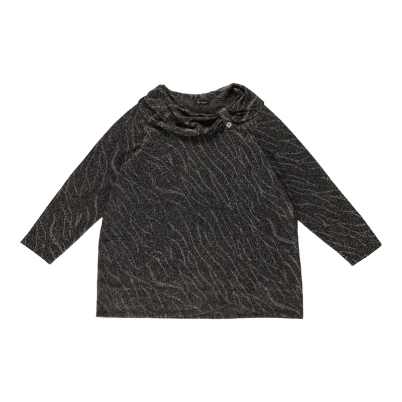 lily morgan Women's Plus Top with Tulip Hem sold by Giant Tiger