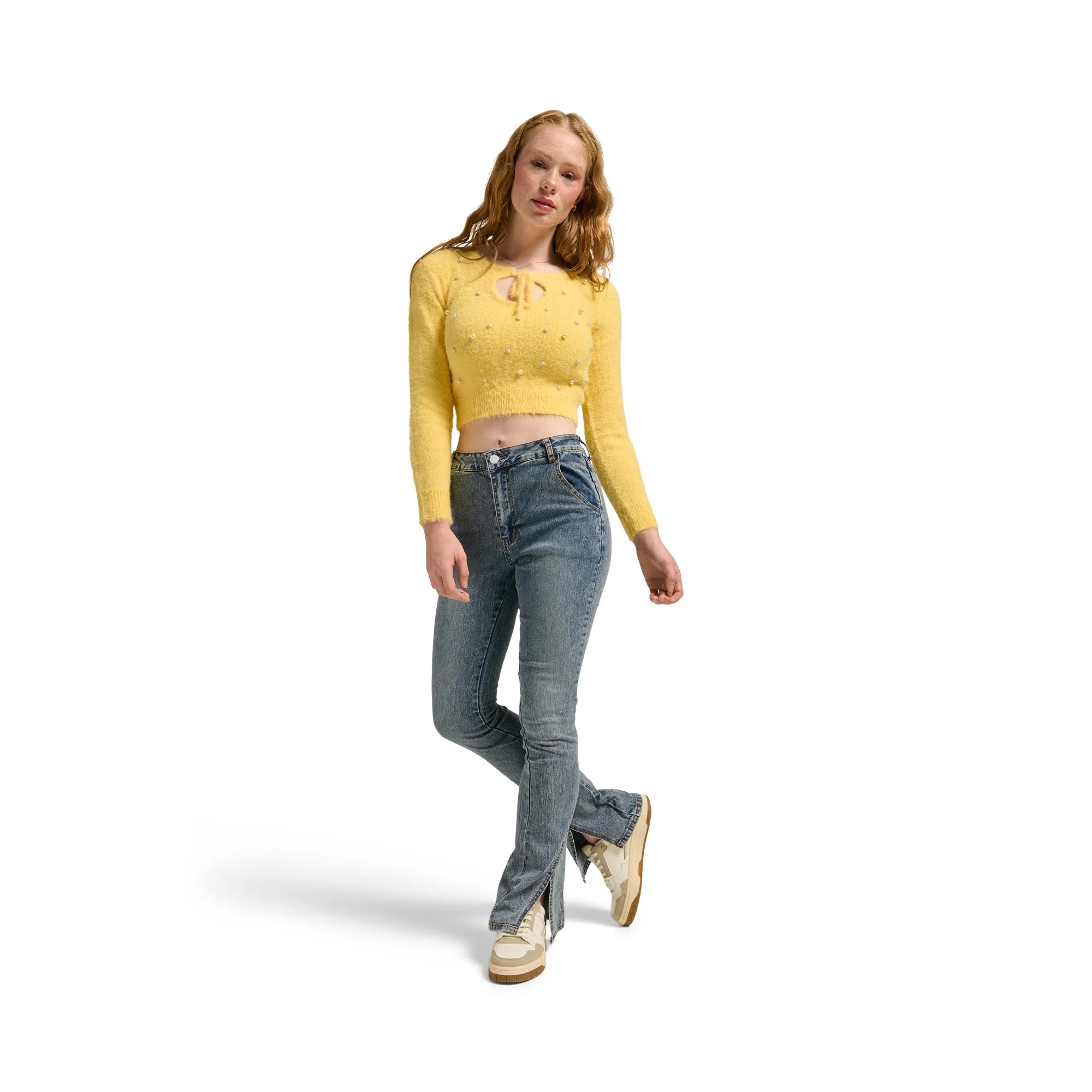 Women's Bell Leg High-Rise Jeans sold by Giant Tiger product image thumbnail 4