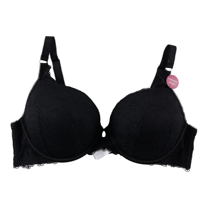 Carisma Women's Plus Push-Up Lace Bra sold by Giant Tiger