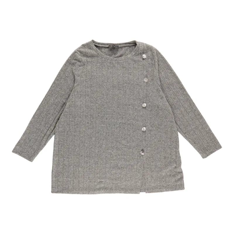 lily morgan Women's Plus Top with Side Buttons sold by Giant Tiger