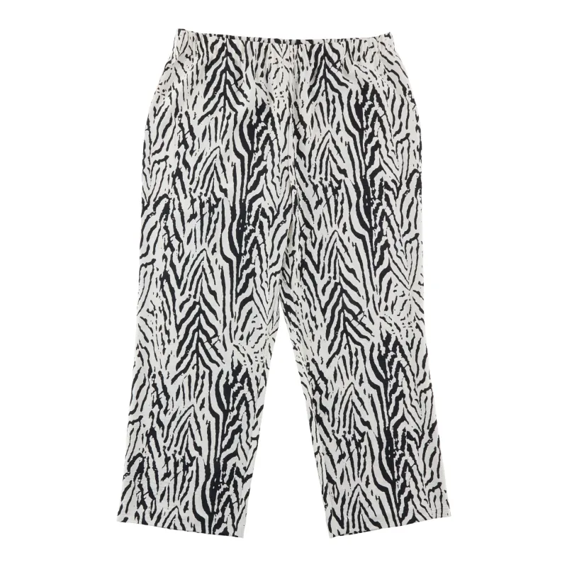 lily morgan Women's Plus Printed Airflow Wide-Leg Pants sold by Giant Tiger