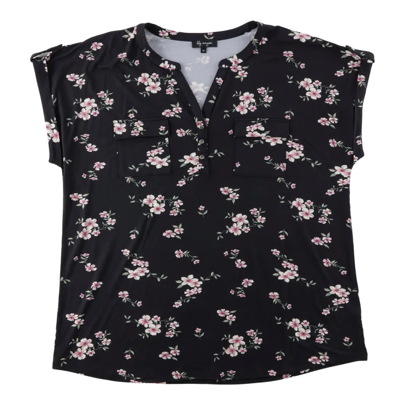 lily morgan Women's Plus V-Neck Short Sleeve Top sold by Giant Tiger