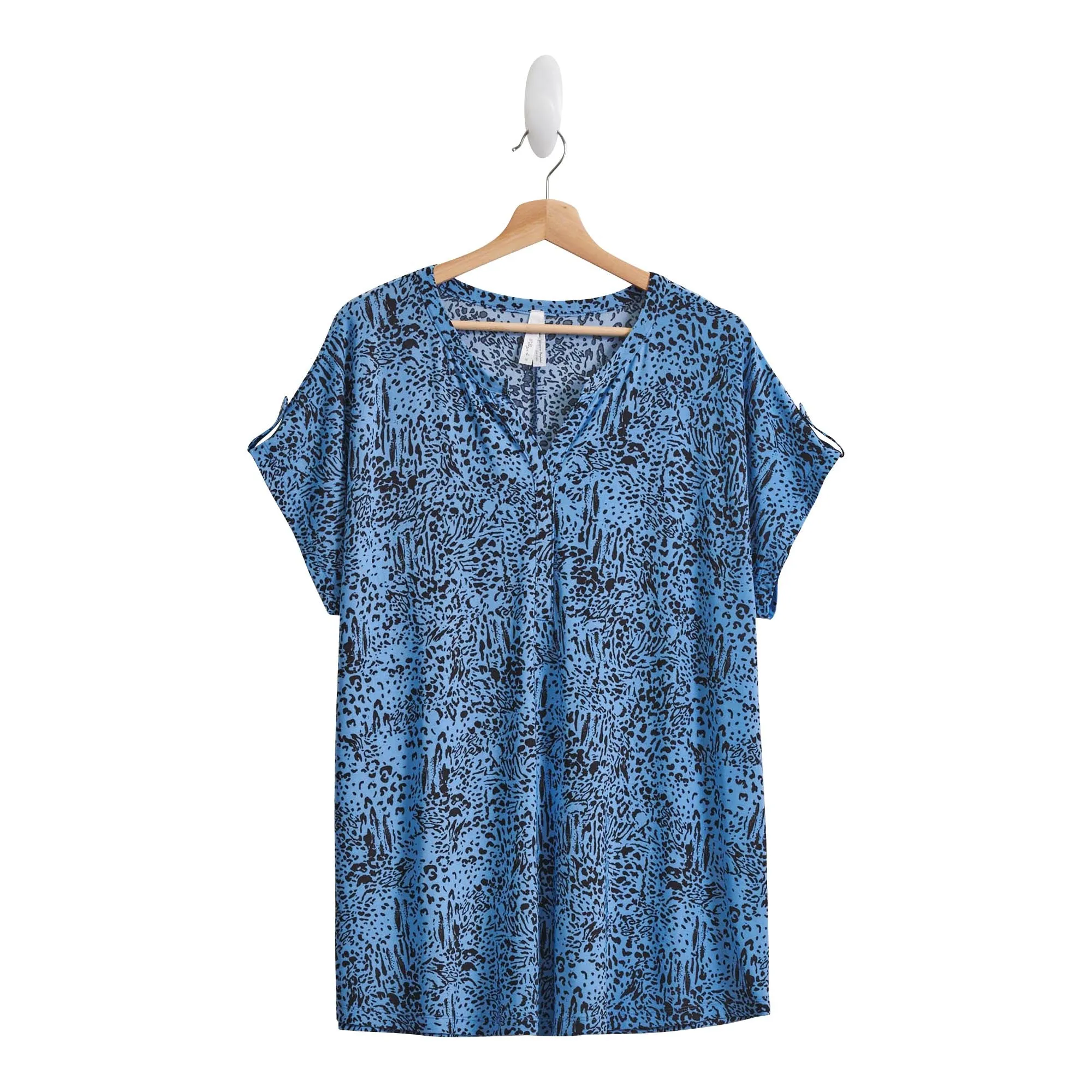 Women's Plus Printed Top sold by Giant Tiger
