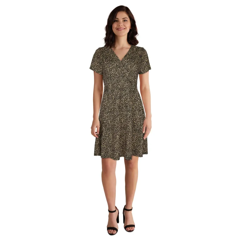 lily morgan Women's Short Sleeve A-Line Dress sold by Giant Tiger