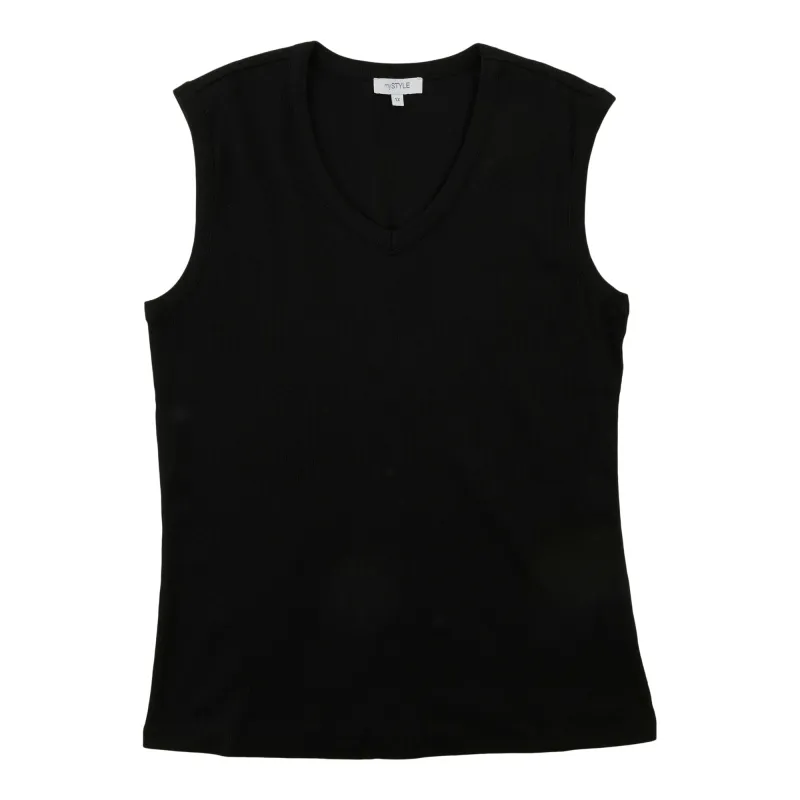 mySTYLE Women's Plus Ribbed V-Neck Tank Top sold by Giant Tiger
