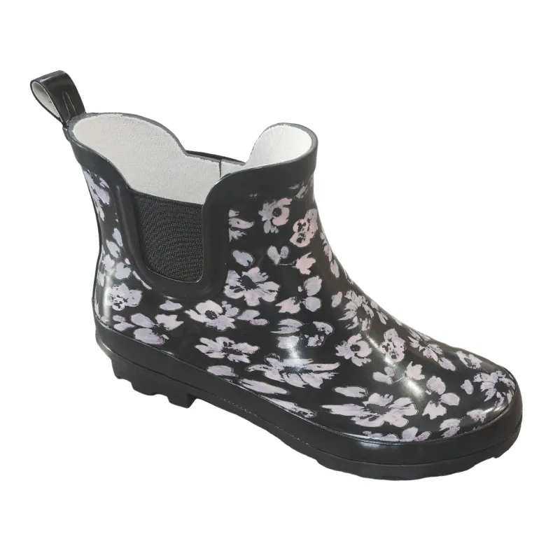 mySTYLE Women's Printed Ankle Rain Boots sold by Giant Tiger