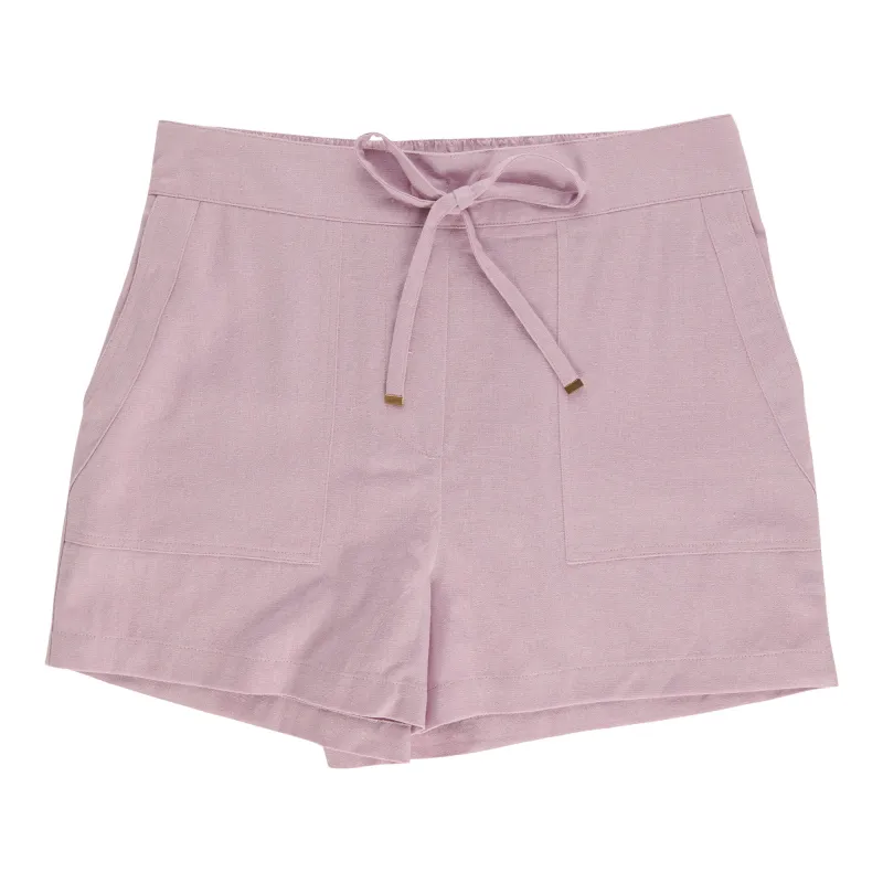 mySTYLE Women's Linen Blend Shorts sold by Giant Tiger