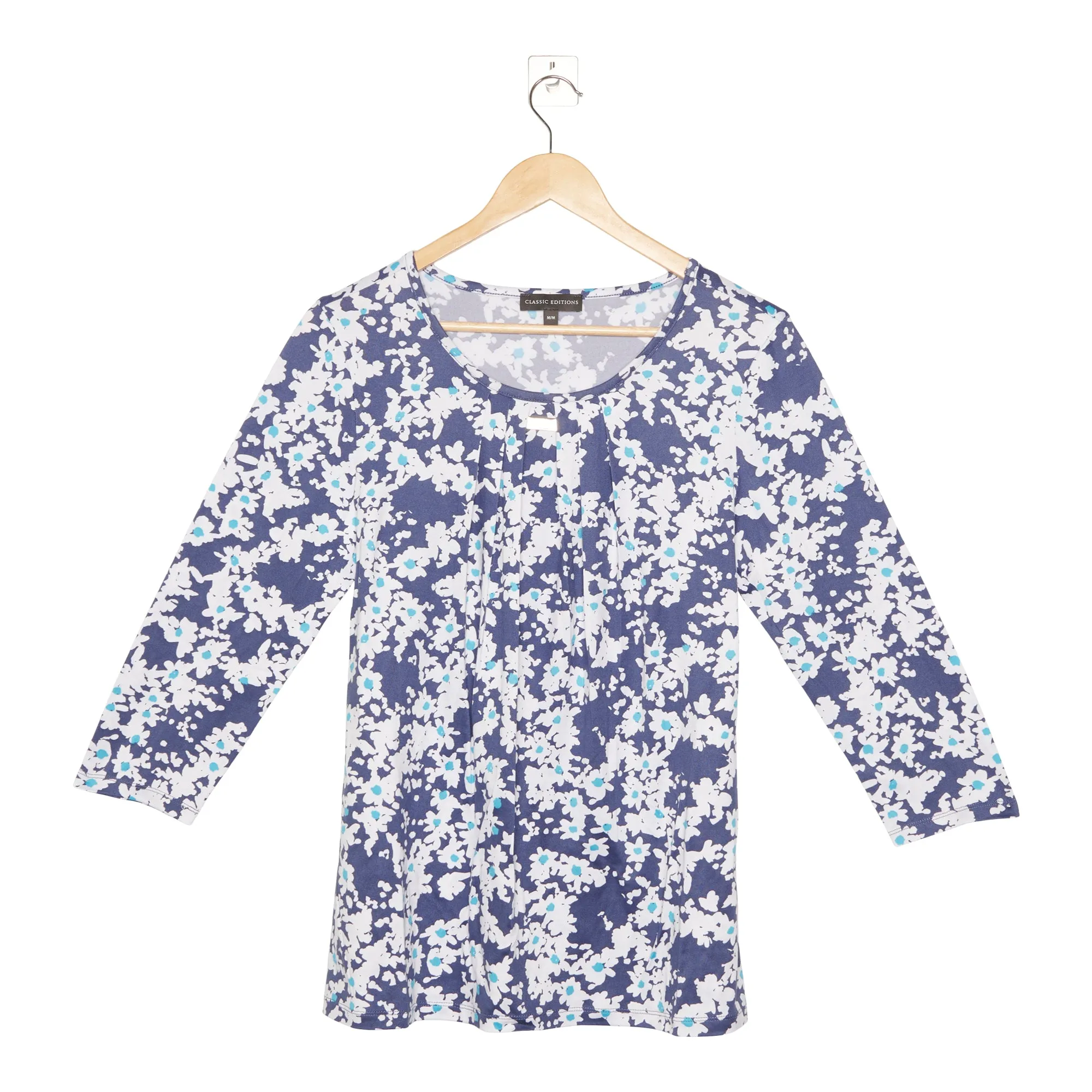 Classic Editions Women's Spring View Printed Floral Top sold by Giant Tiger product image thumbnail 2
