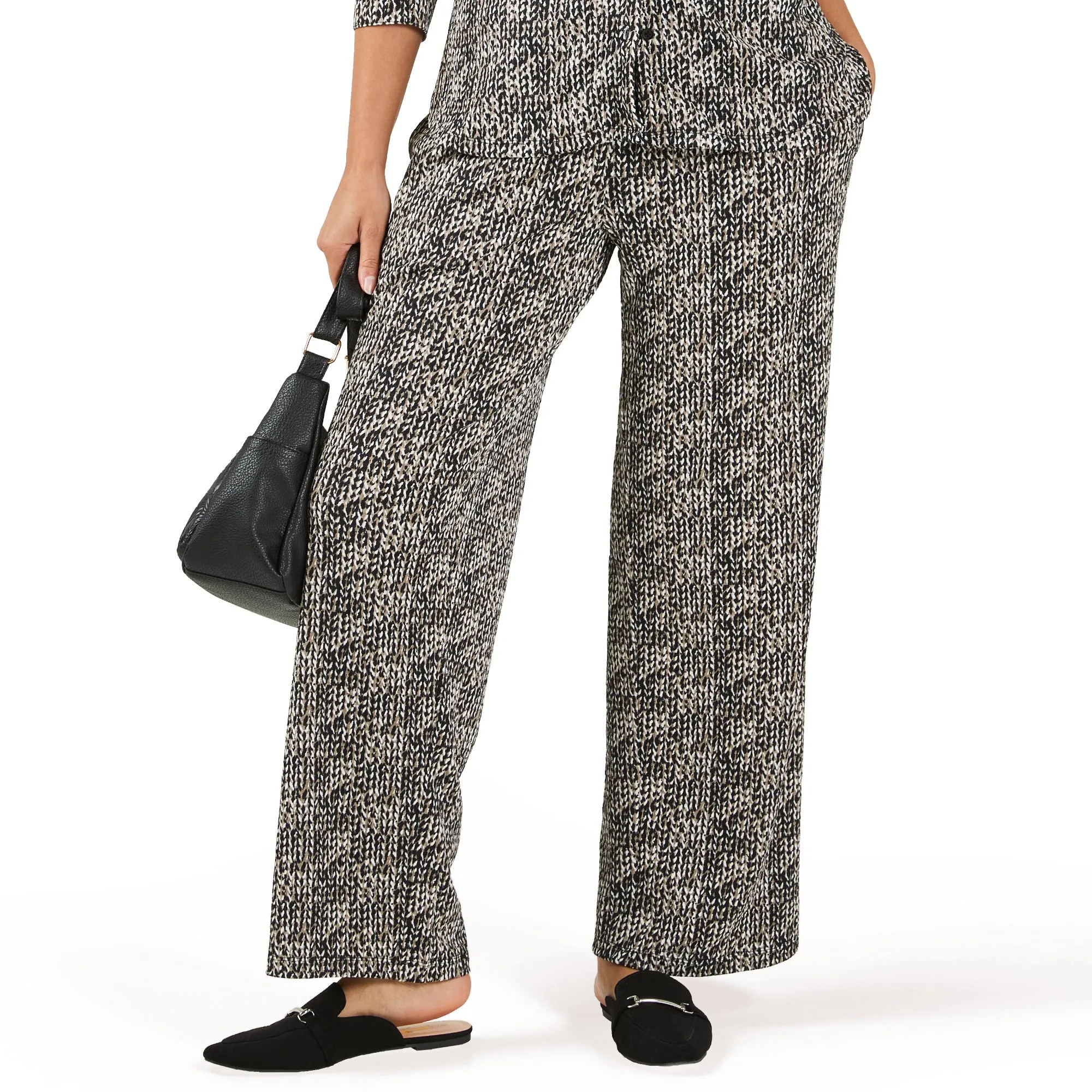 lily morgan Women's Printed Wide-Leg Crinkle Pants sold by Giant Tiger product image thumbnail 3