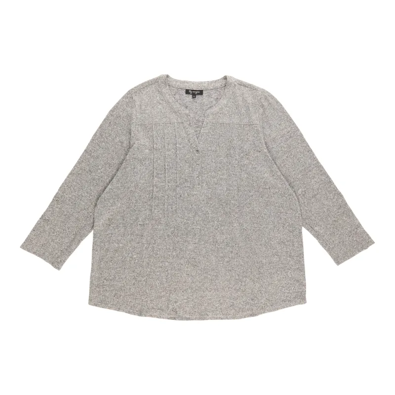 lily morgan Women's Plus V-Neck Top sold by Giant Tiger