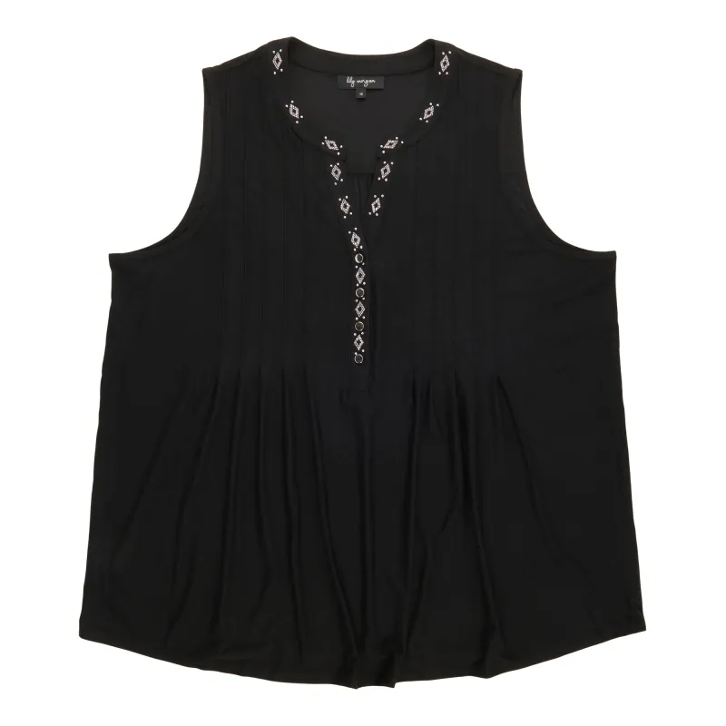 lily morgan Women's Plus Pintuck Button Detail Top sold by Giant Tiger
