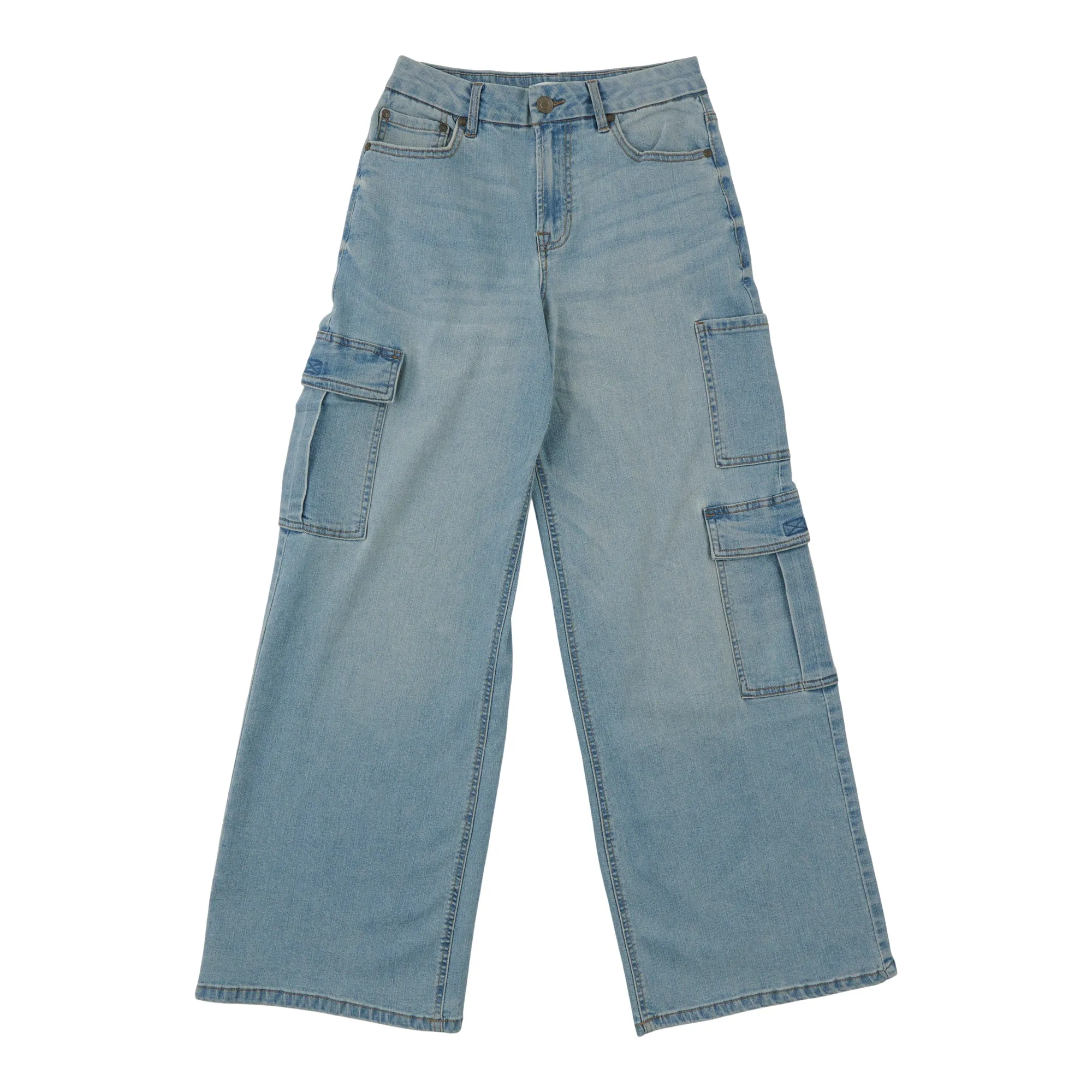 mySTYLE Women's Cargo Jeans sold by Giant Tiger