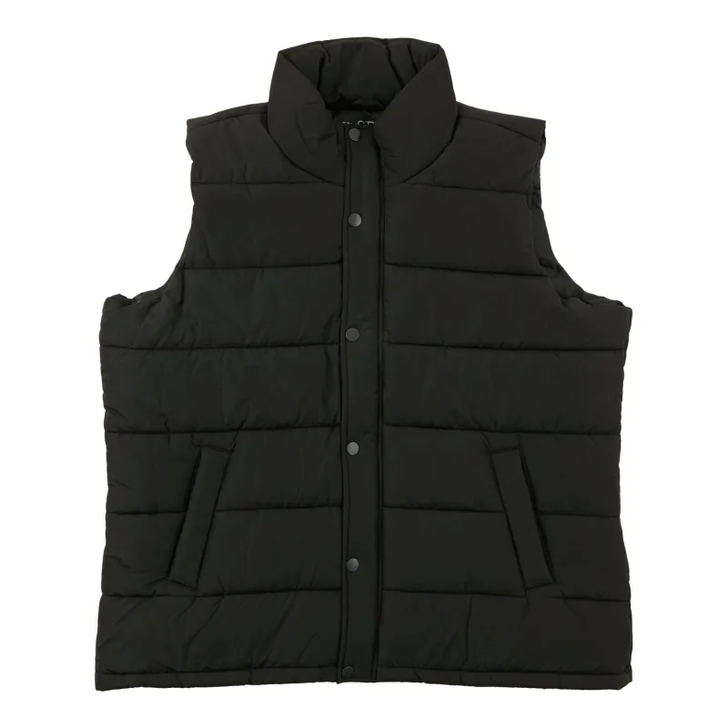 mySTYLE Women's Plus Puffer Vest sold by Giant Tiger