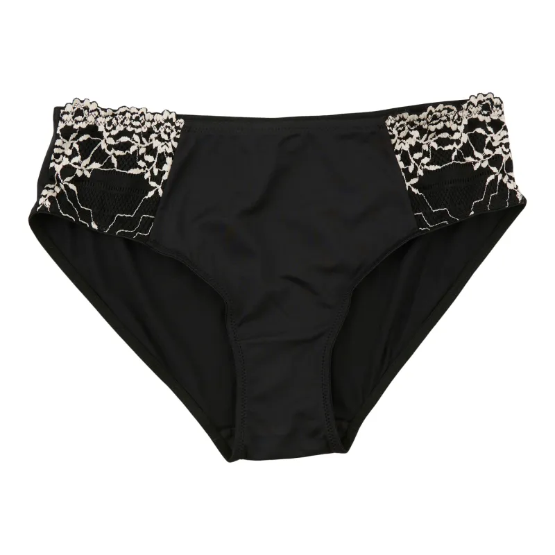 Carisma Women's Two-Tone Brief Underwear made by Giant Tiger