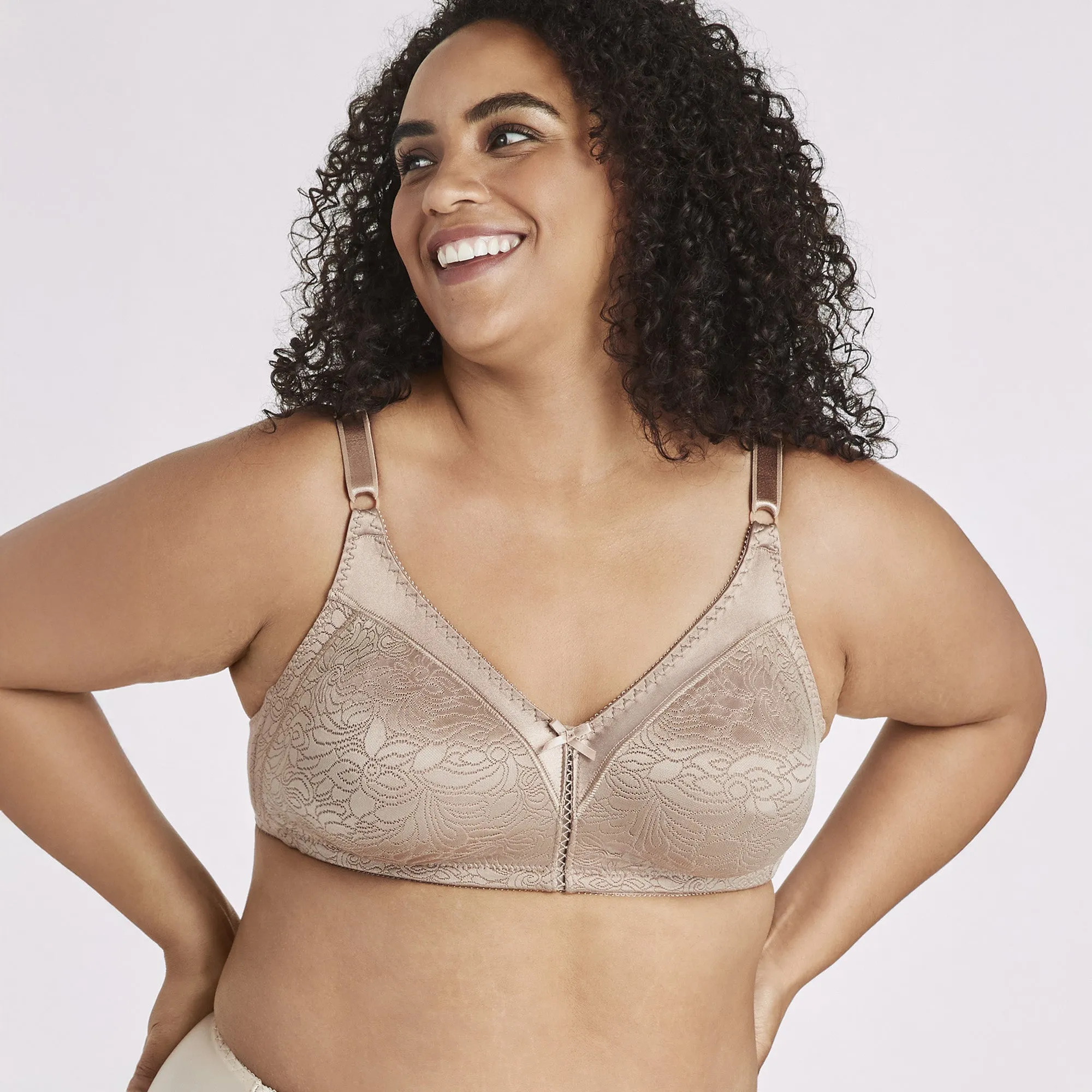 WonderBra Women's Boxed Support Bra sold by Giant Tiger product image thumbnail 2