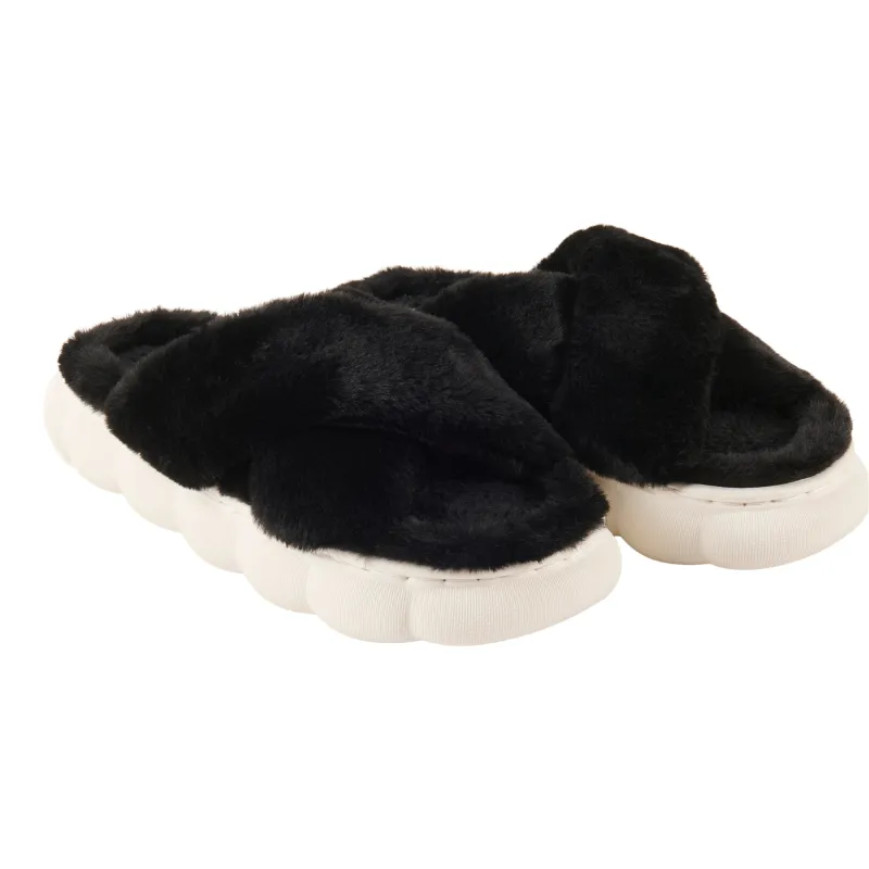 Snötek Women's Criss-Cross Slippers sold by Giant Tiger