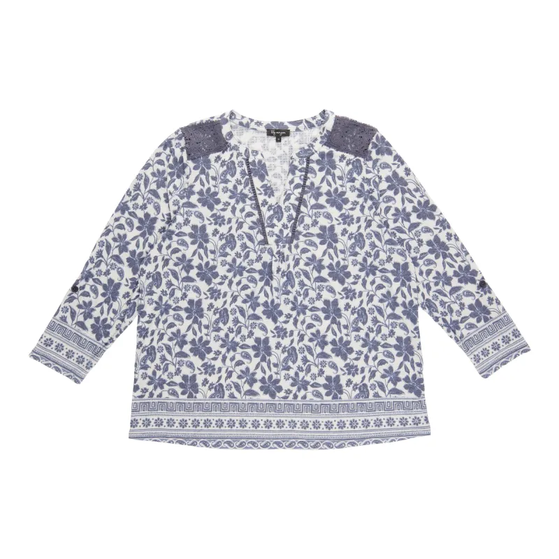 Lily Morgan Women’s Plus Lace Detail Top made by Giant Tiger