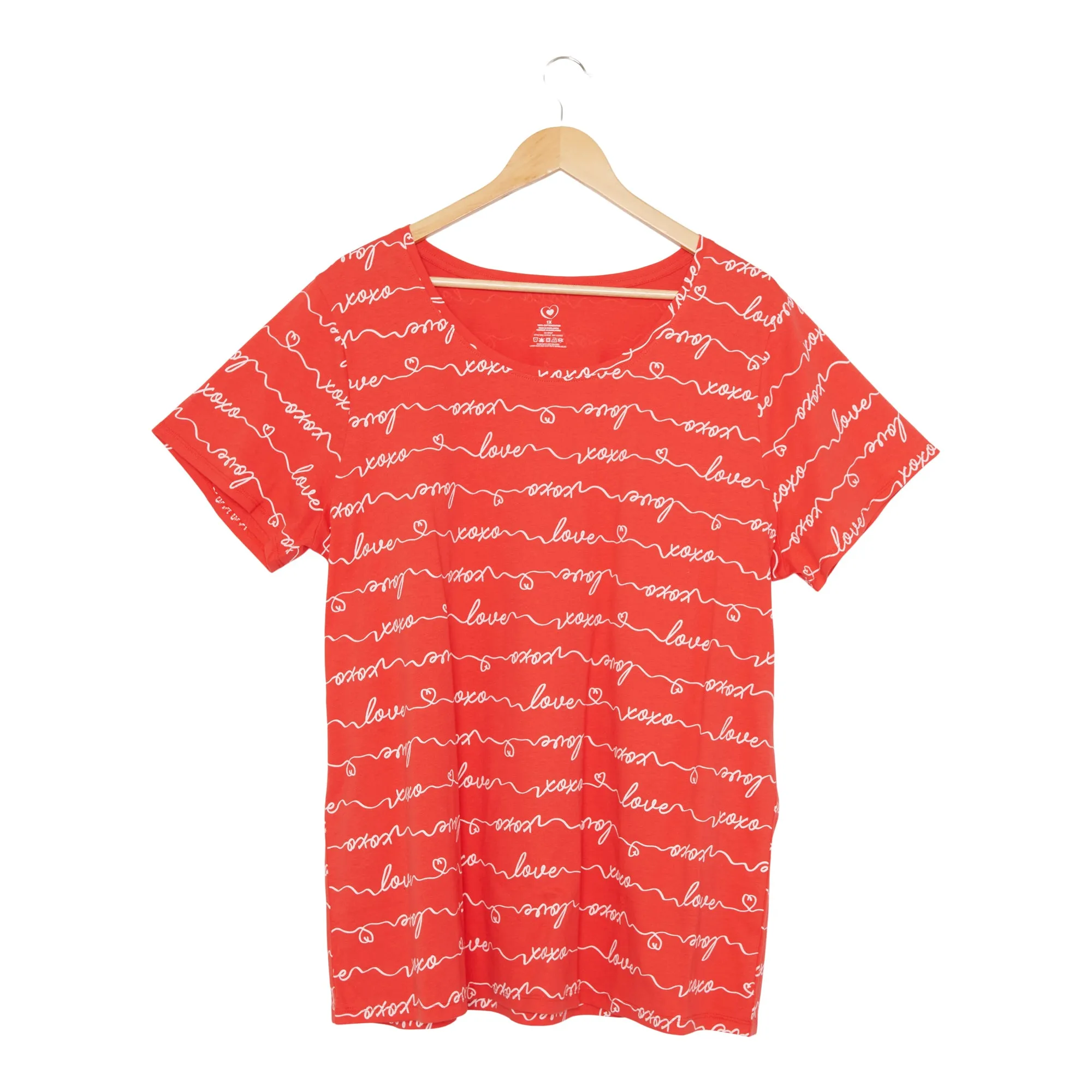 Women's Plus Scoop Neck All-Over Printed Valentine's Day T-Shirt sold by Giant Tiger product image thumbnail 2