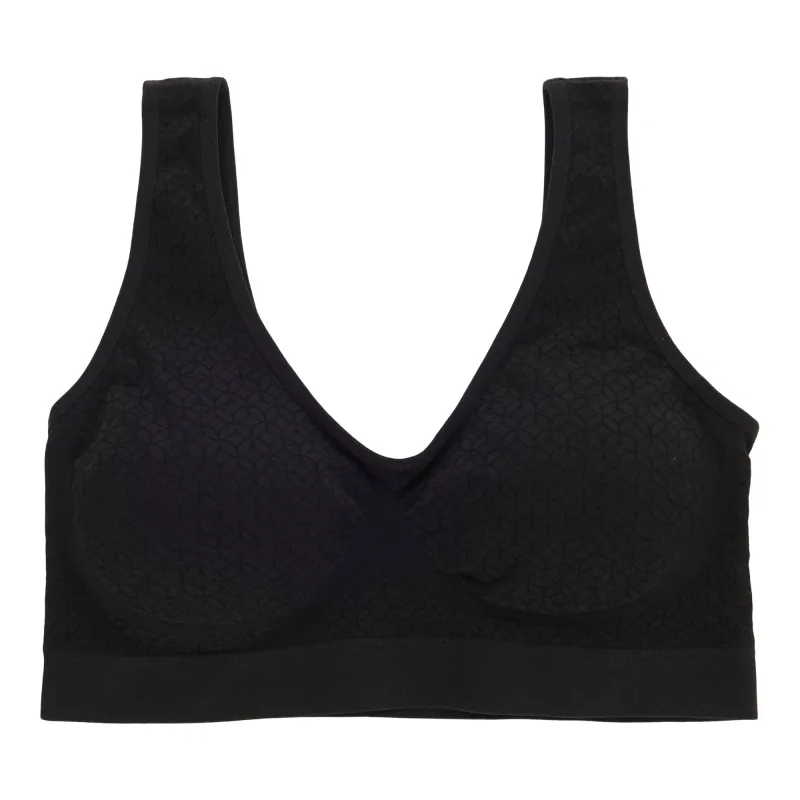 Carisma Women's Plus Comfort Bra sold by Giant Tiger