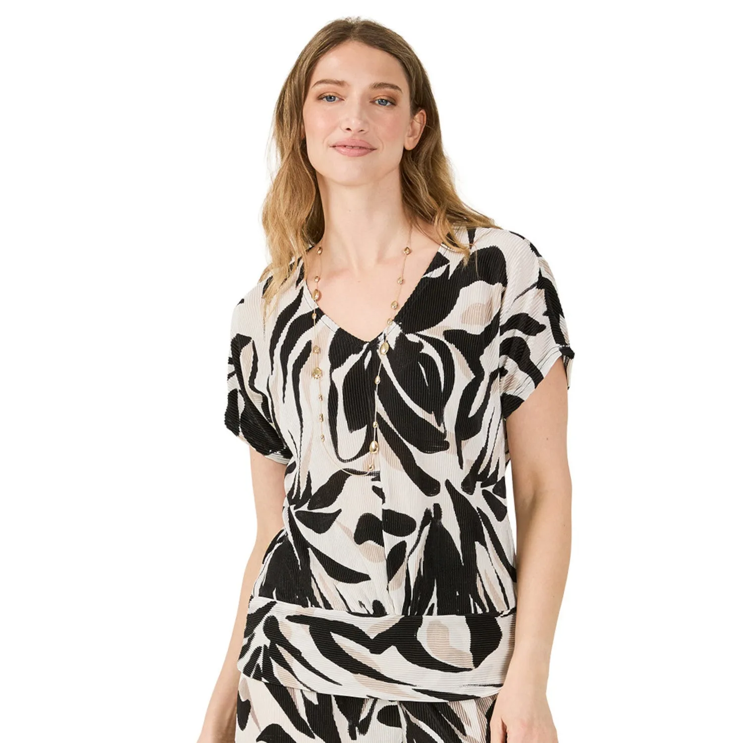 lily morgan Women's V-Neck Top sold by Giant Tiger product image thumbnail 3