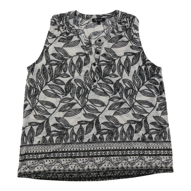 lily morgan Women's Plus Camisole with Shoulder Detail sold by Giant Tiger