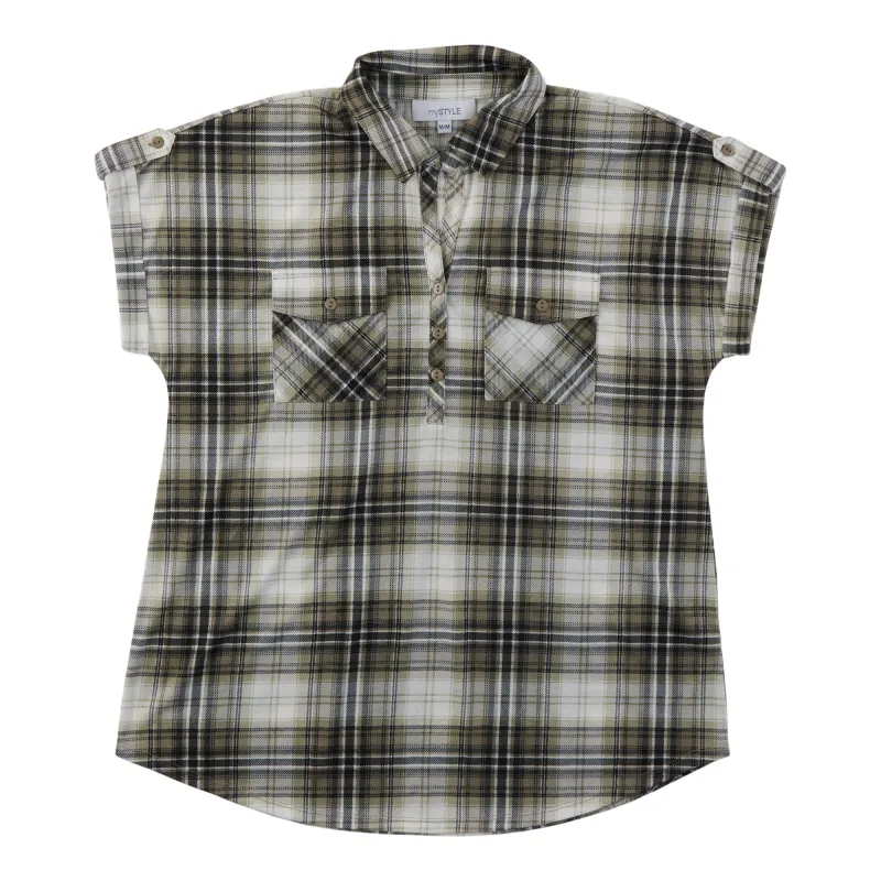 mySTYLE Women's Short Sleeve Collared Top made by Giant Tiger