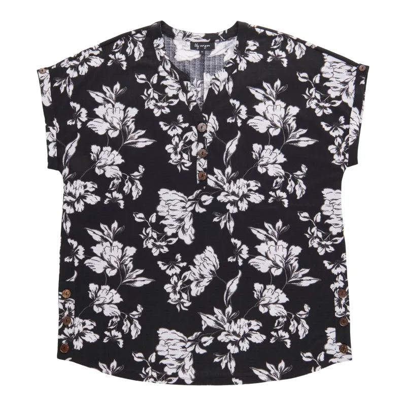 lily morgan Women's Plus Printed Top with Coconut Buttons made by Giant Tiger
