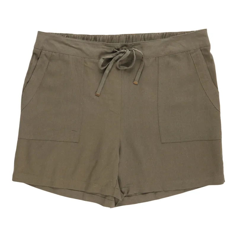 mySTYLE Women's Plus Solid Linen Pull-On Shorts made by Giant Tiger