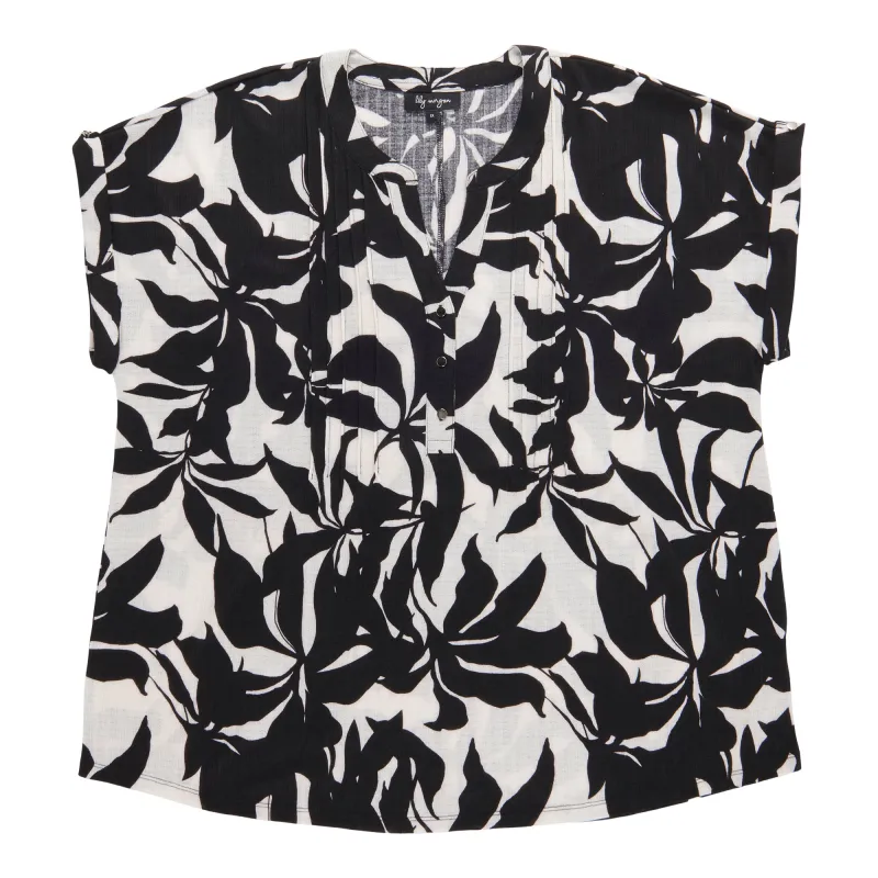 lily morgan Women's Plus Printed Pintuck Top made by Giant Tiger