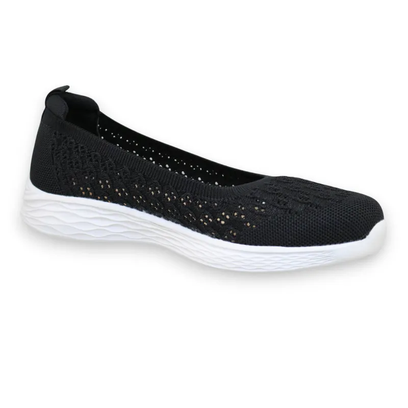 Classic Editions Women's Basic Knit Slip-Ons made by Giant Tiger