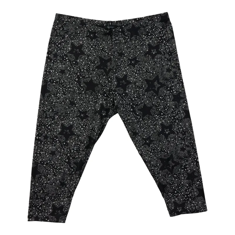 lily morgan Women's Plus Soft-Knit Capri Leggings made by Giant Tiger