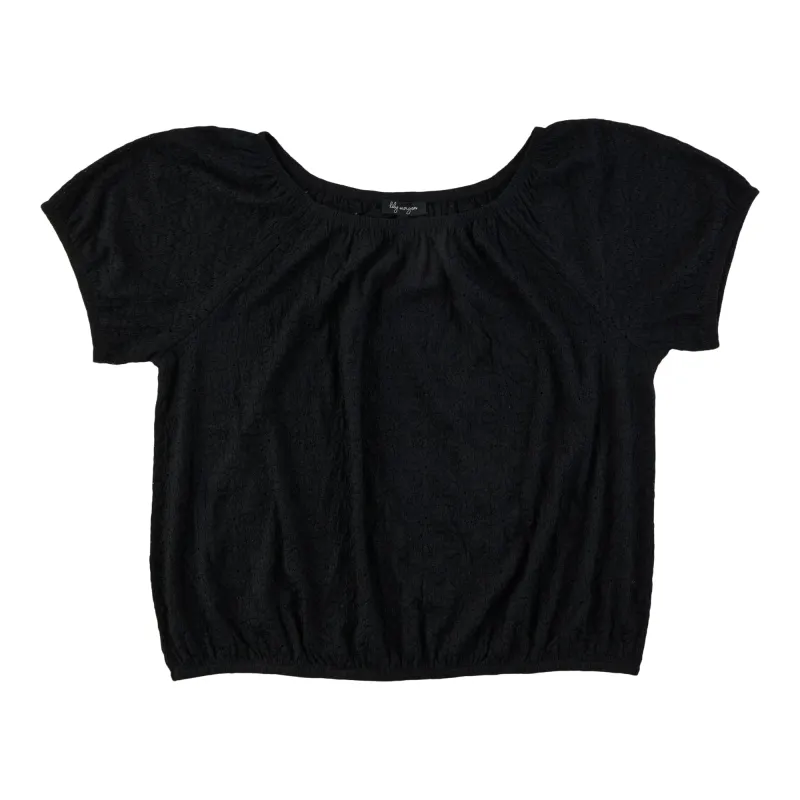 lily morgan Women's Plus Lace Top made by Giant Tiger