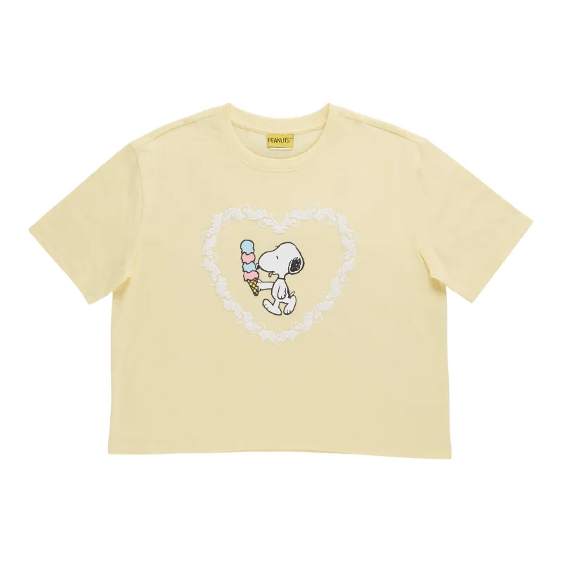Women's Licensed Peanuts Puff Print T-Shirt made by Giant Tiger