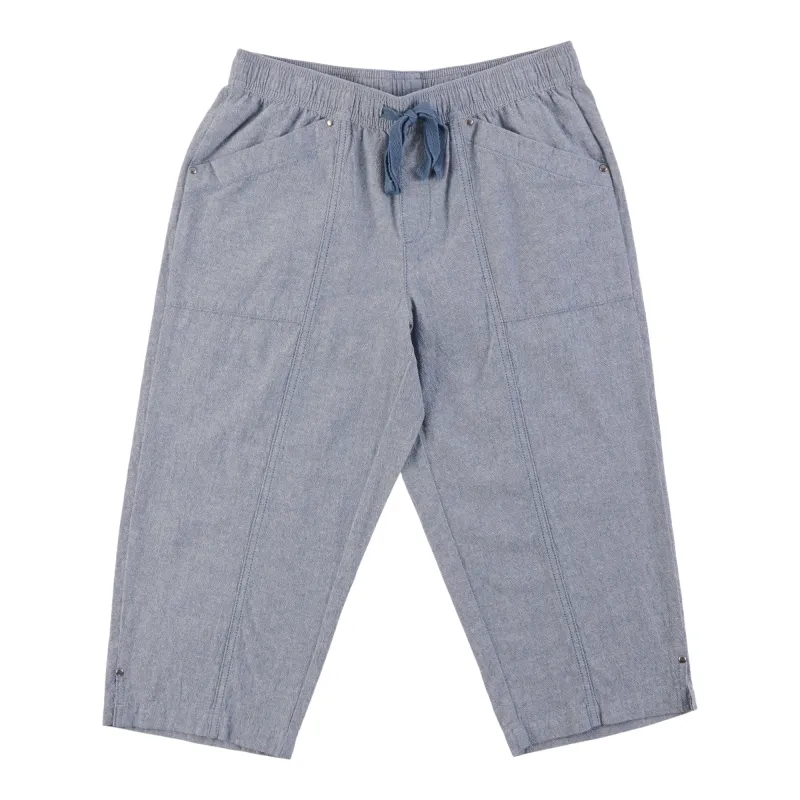 Classic Editions Women's Pull-On Capris made by Giant Tiger