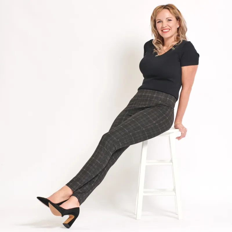 lily morgan Women's Printed Casual Pants sold by Giant Tiger