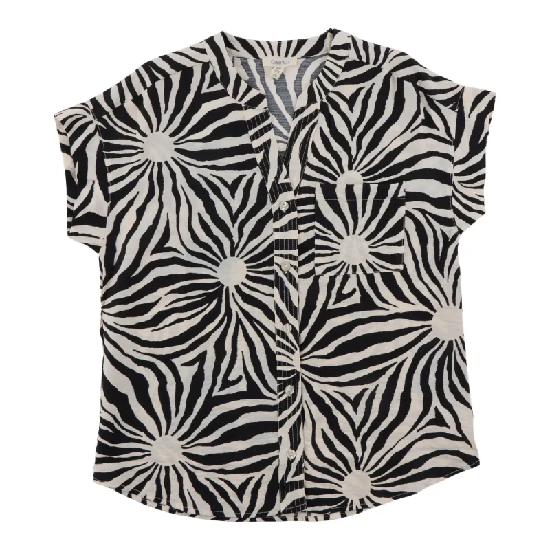Women's Short Sleeve Printed Textured Blouse sold by Giant Tiger