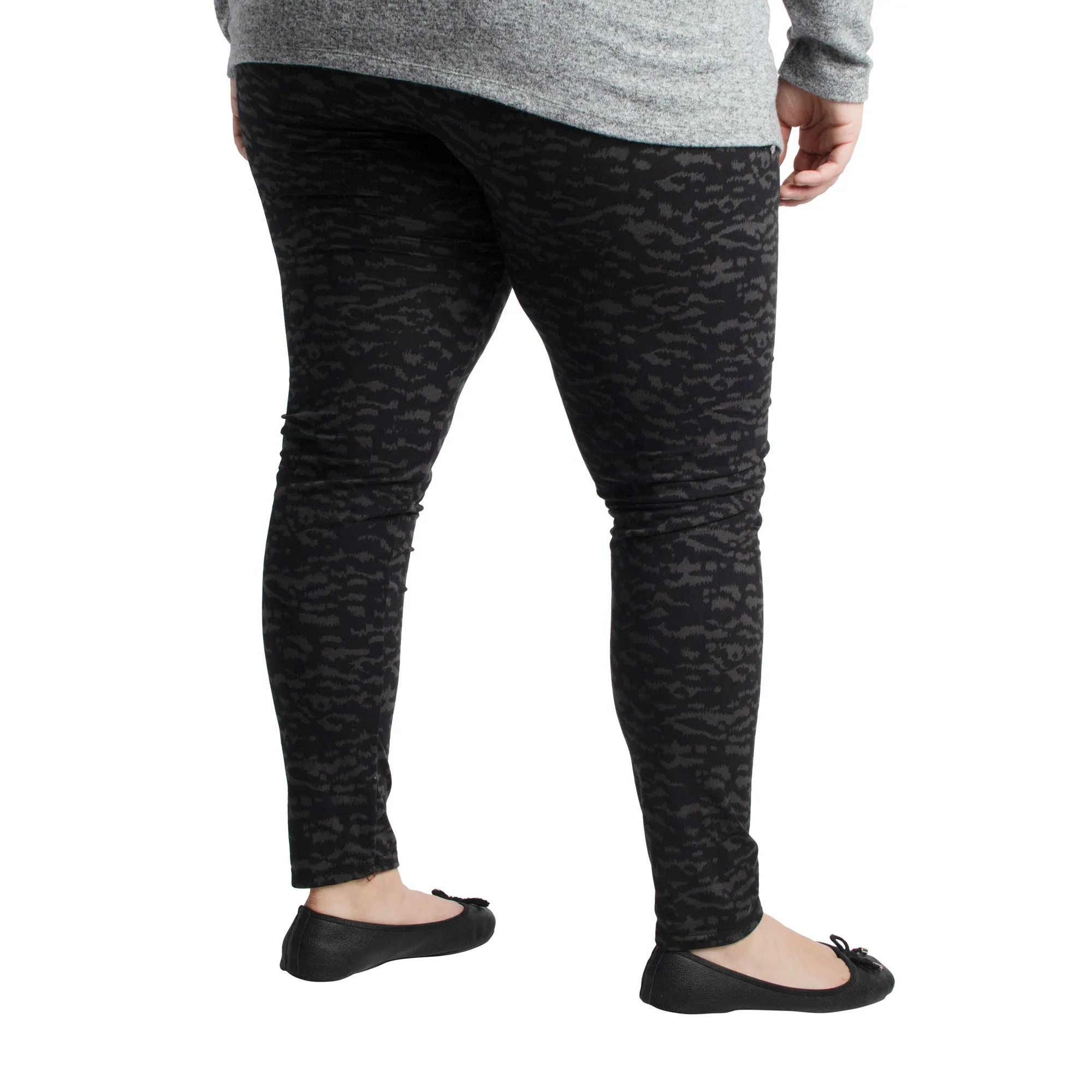lily morgan Women's Plus Soft Touch Leggings sold by Giant Tiger product image thumbnail 4
