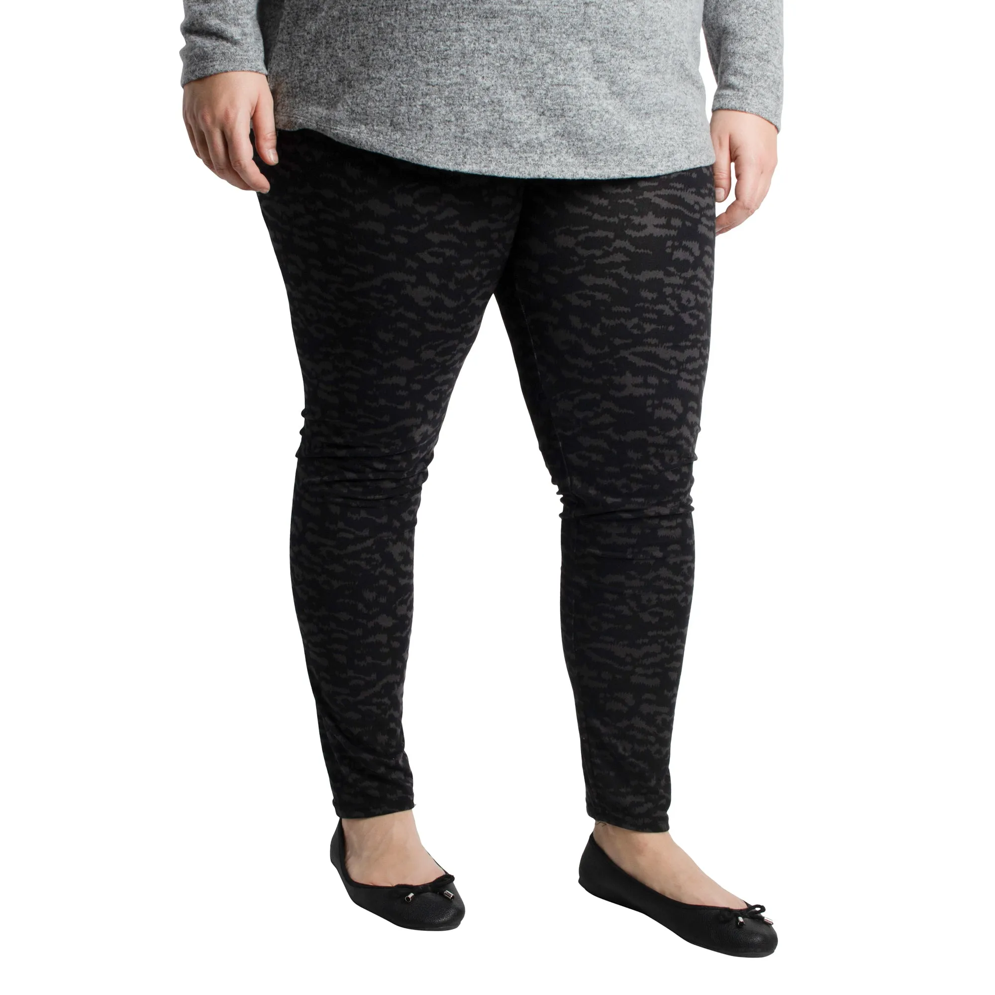 lily morgan Women's Plus Soft Touch Leggings sold by Giant Tiger product image thumbnail 3