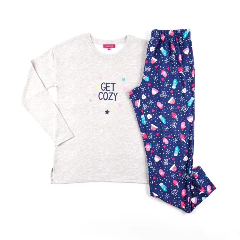 Carisma Women's Starry Nights PJ Set, 2-Piece sold by Giant Tiger