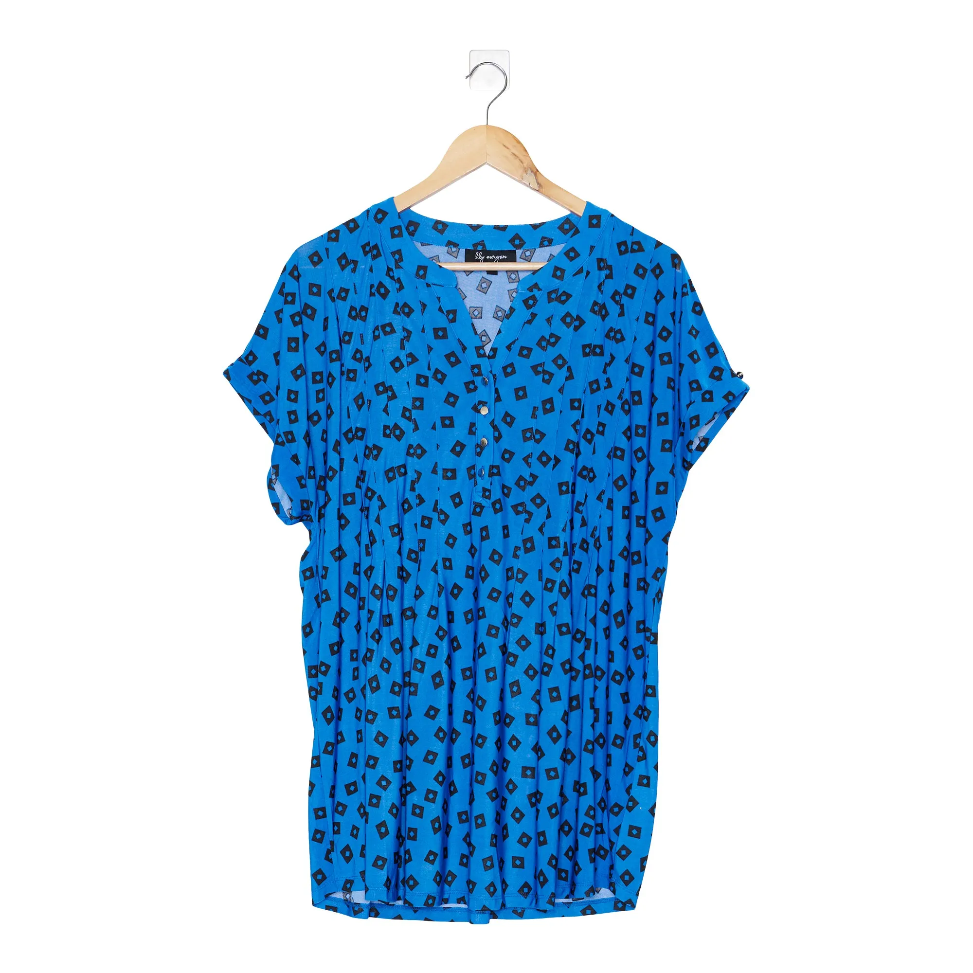lily morgan Women's Plus Trend Edit Short Sleeve Printed Pleated Top sold by Giant Tiger product image thumbnail 2