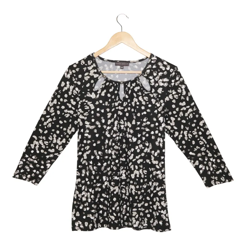 Classic Editions Women's Spring View Printed Top with 3/4 Sleeves sold by Giant Tiger