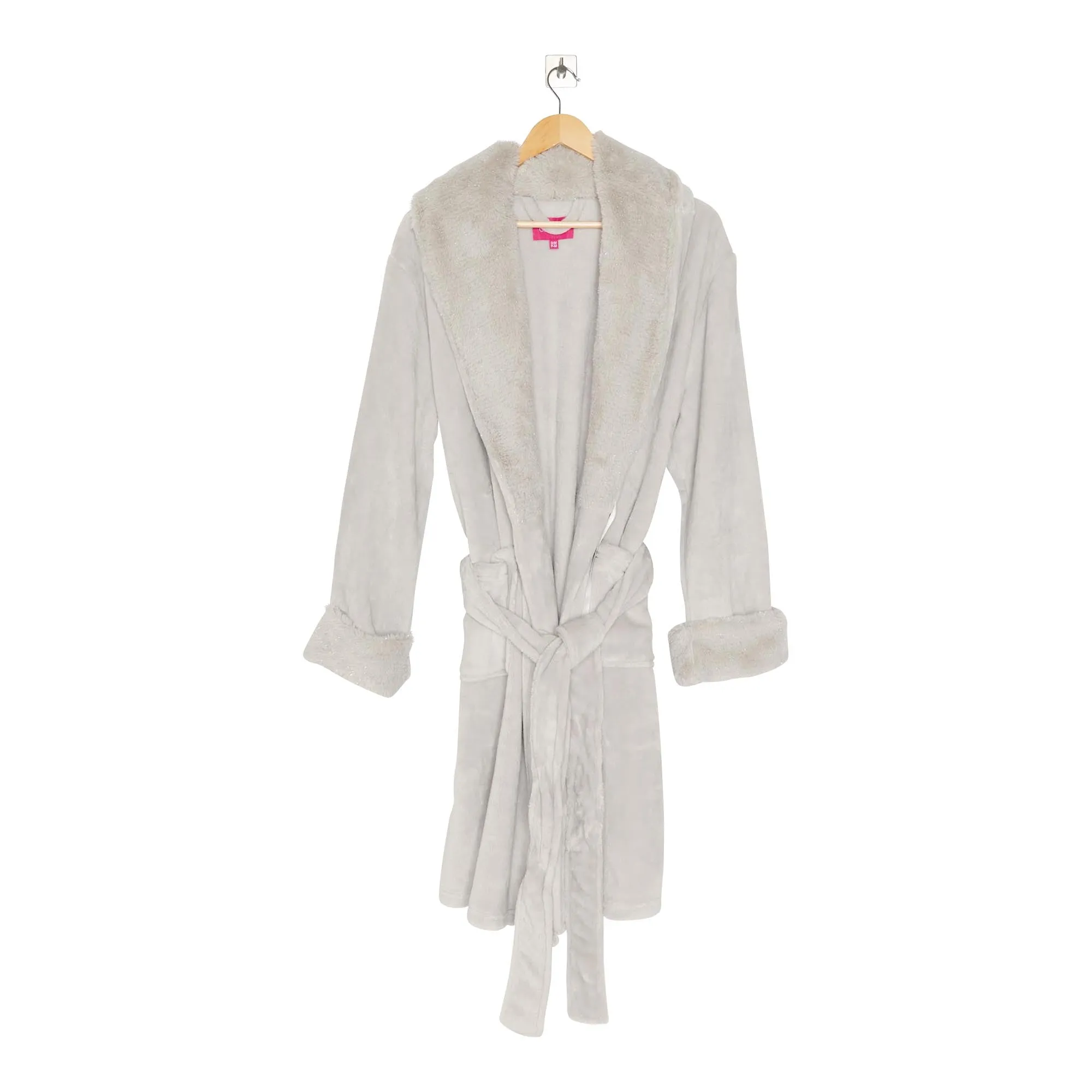 Carisma Women's Plush Luxury Robe sold by Giant Tiger