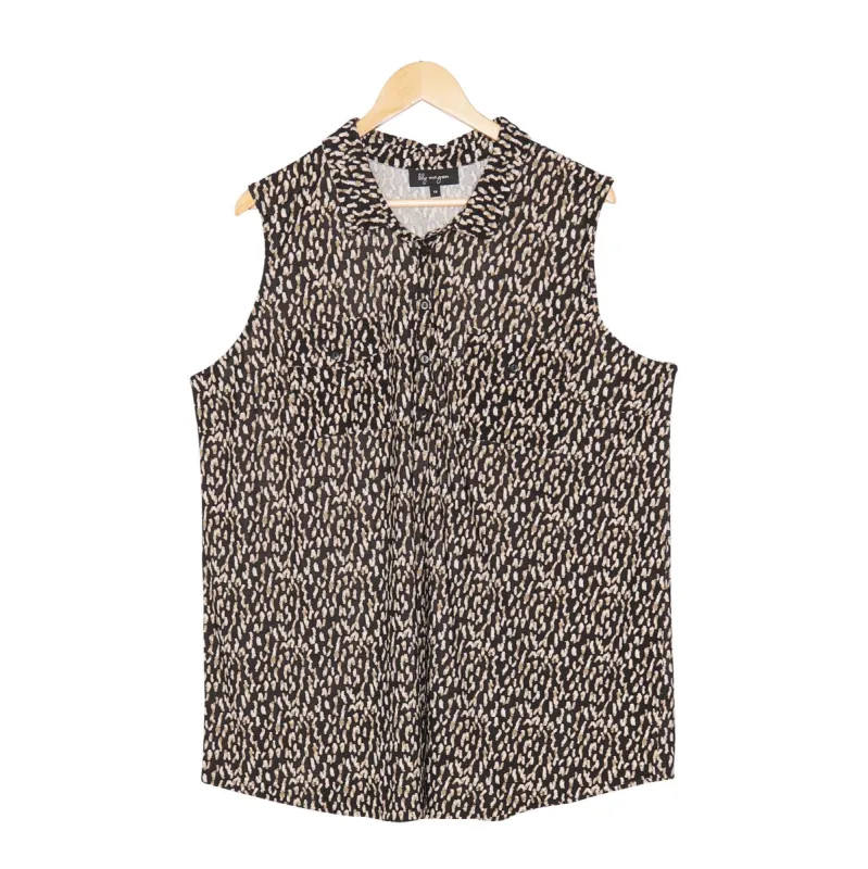 lily morgan Women's Plus Printed Sleeveless Button Up Top sold by Giant Tiger
