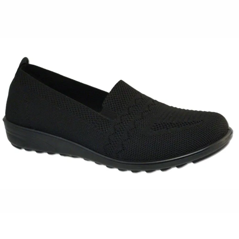 Classic Editions Women's Comfort Slip-On's made by Giant Tiger