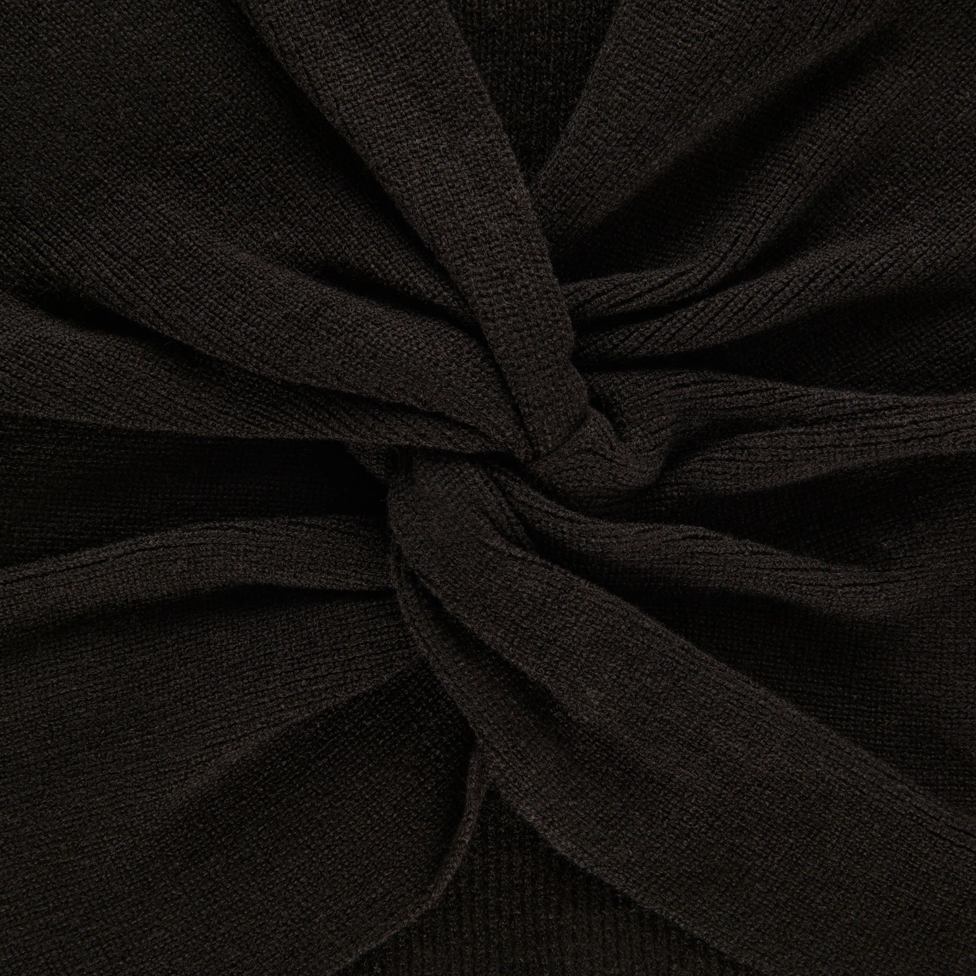 Women's Cropped Front Knot Sweater sold by Giant Tiger product image thumbnail 5