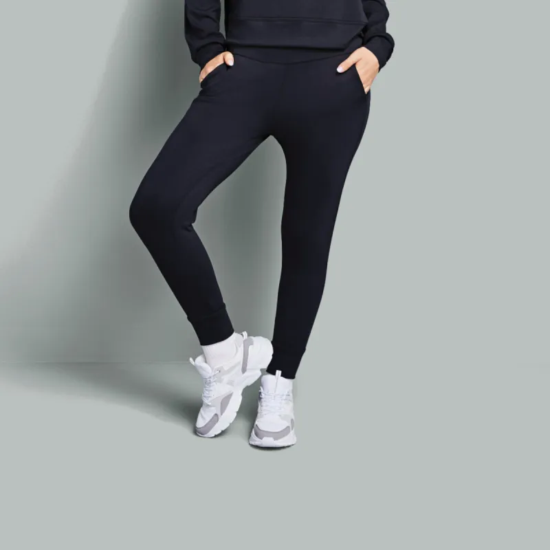 lily morgan Women's Seasonal Luxe Knit Pants sold by Giant Tiger