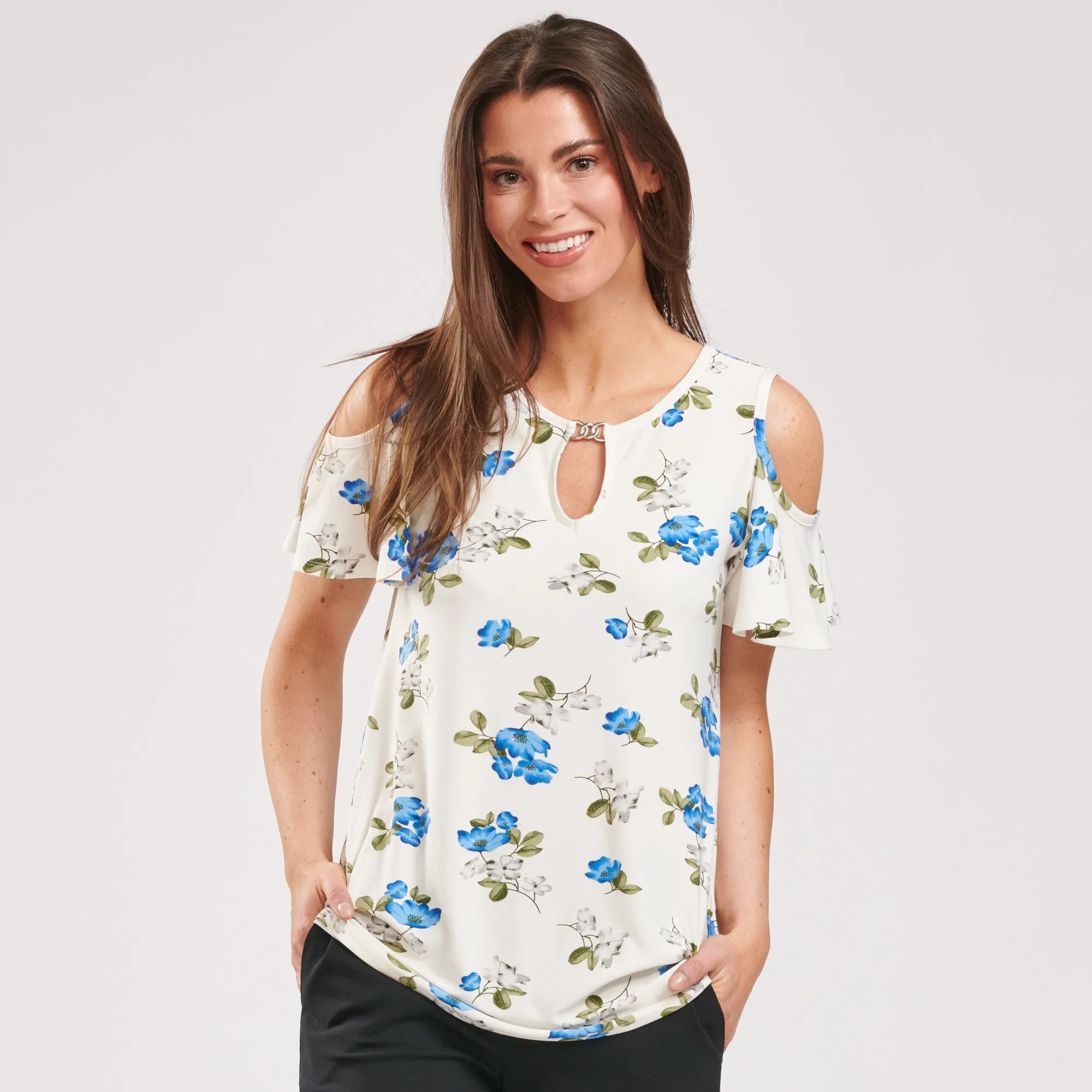 lily morgan Women's Flutter Sleeve Blouse sold by Giant Tiger product image thumbnail 4