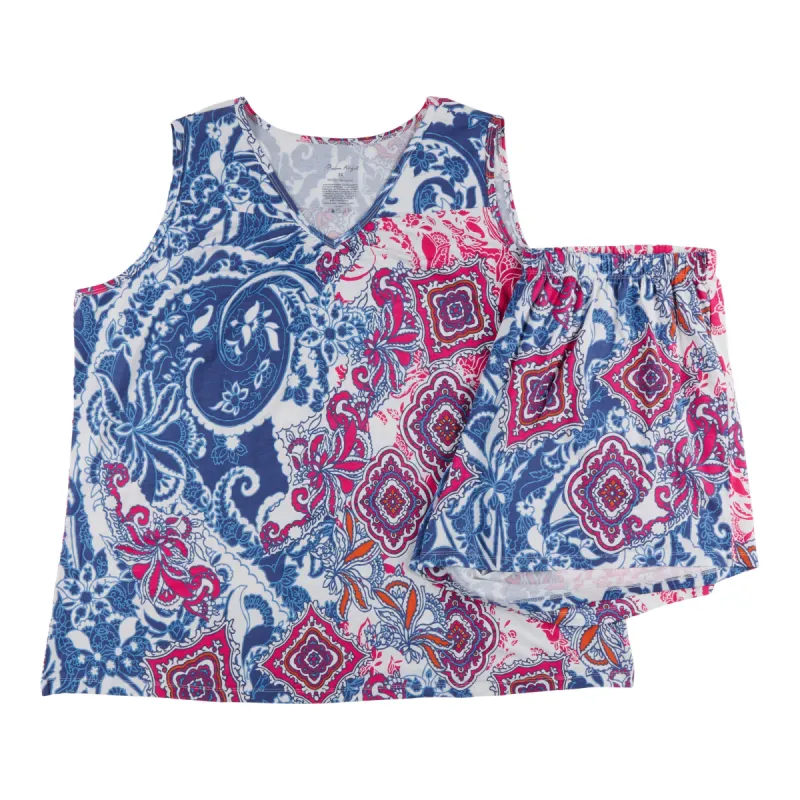 Women's Plus Fashion Scooped Neckline PJ Set, 2-Piece sold by Giant Tiger