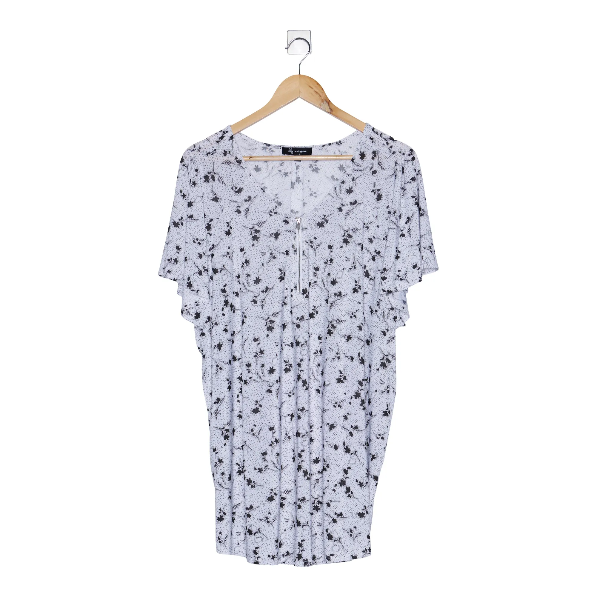 lily morgan Women's Plus Printed Flutter Sleeve Top sold by Giant Tiger product image thumbnail 4